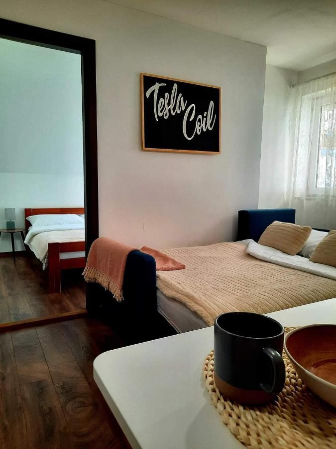 Tesla Coil Apartments Gospić 外观 照片